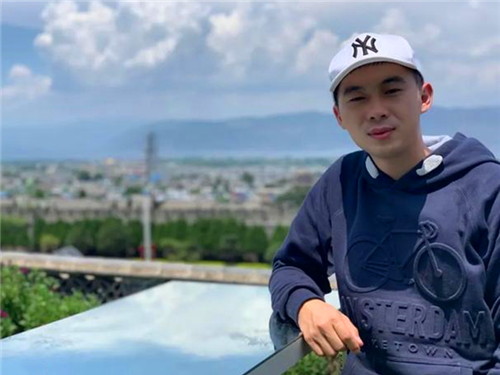 华为天才少年：三本生张霁