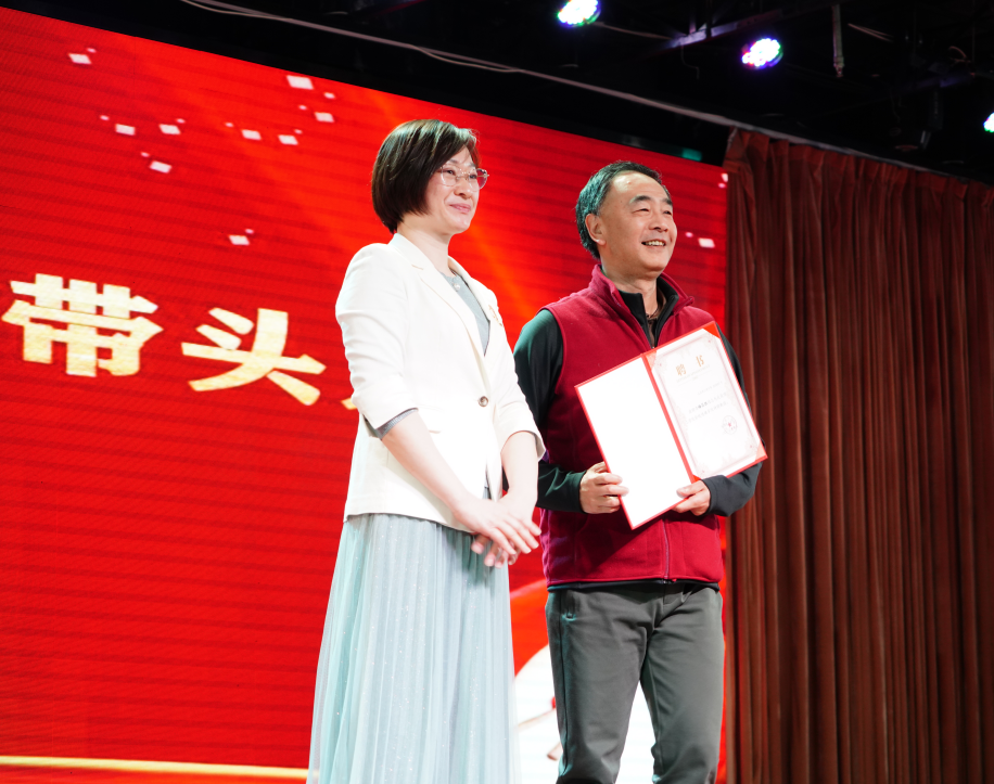 武汉一高校：知名专家、学者、大师、领军人物云集