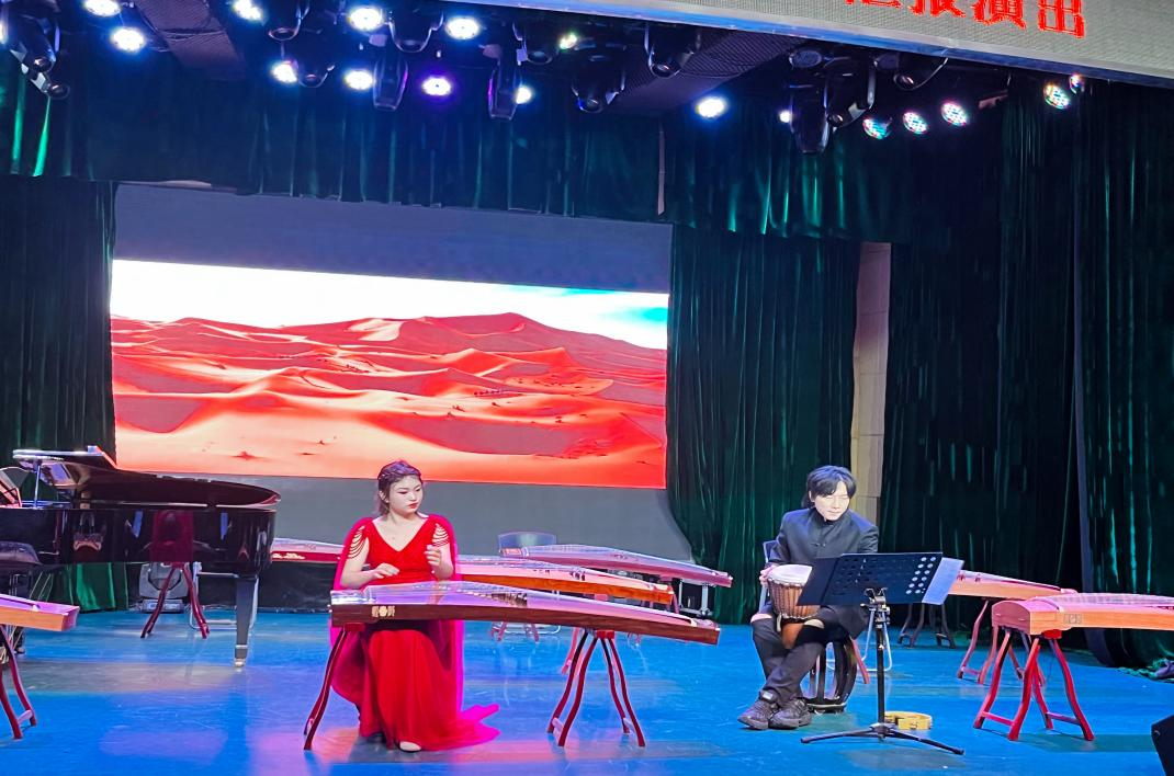 武汉一大学“古筝专业”教学汇报演出精彩纷呈